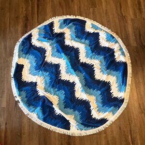 Beach Styles Round Beach Towel in Blue Striped Print
